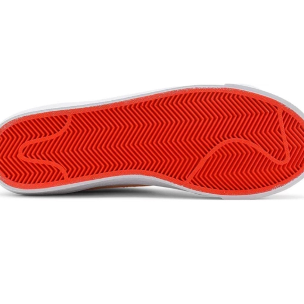 Nike Blazer Mid 77 SE - Picture 11 of 12